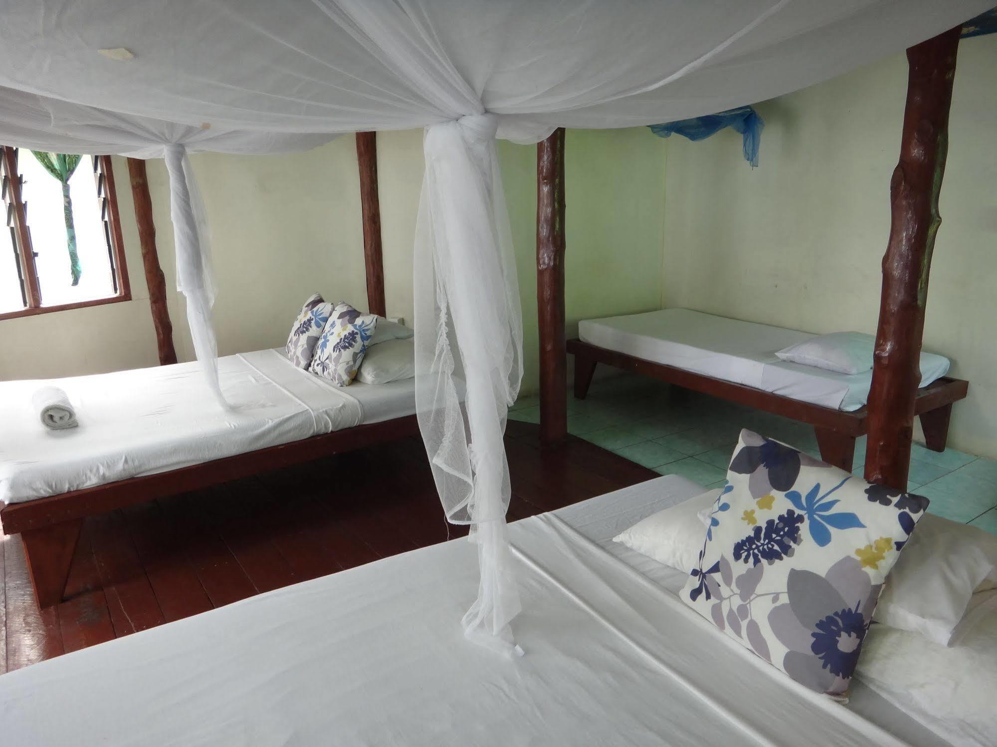 Vaimoana Seaside Lodge Savai'i Island Exterior photo
